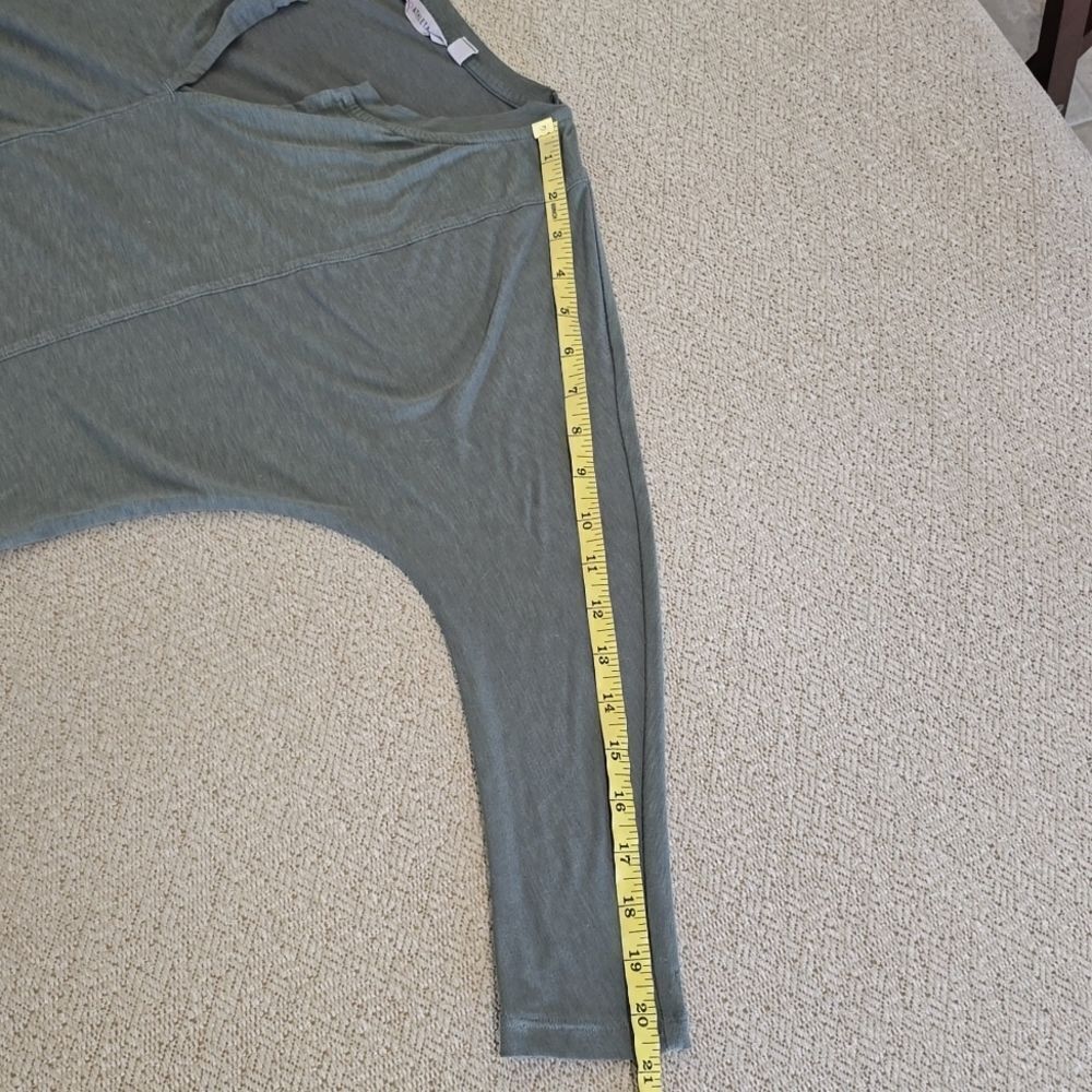 Athleta Sage Green Dolman 3/4 Sleeve Top - Size XS - Picture 8 of 11